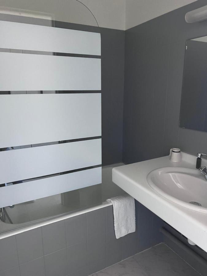 Hostellerie Saint Clement Vic-sur-Cère 외부 사진