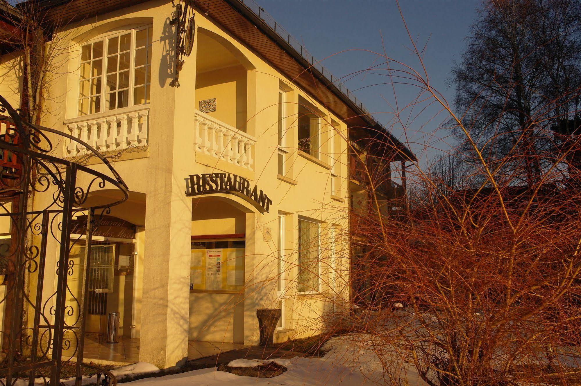 Hostellerie Saint Clement Vic-sur-Cère 외부 사진